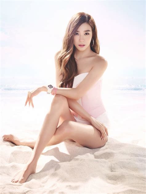 Tiffany Hwang Girls Generation Tiffany Girls Generation Beach