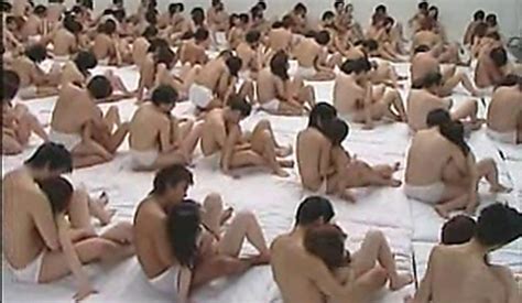 orgy japan sets world record orgy 500 men and women