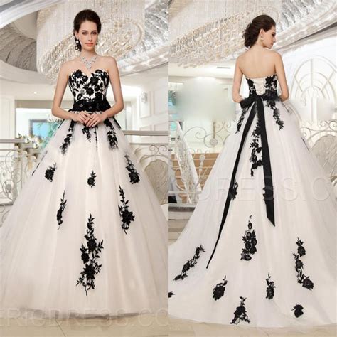Romantic Plus Size Black And White Wedding Dresses Bride