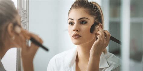 women  wear makeup  work   paid    study