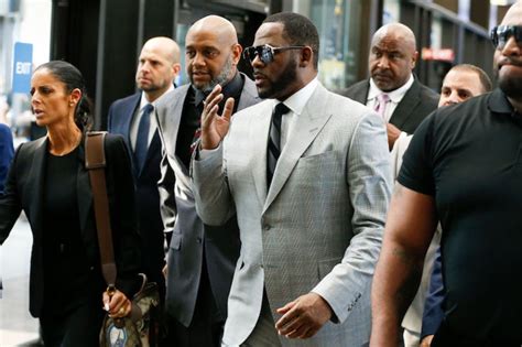 R Kelly Pleads Not Guilty To 11 New Sex Abuse Charges