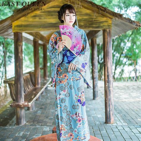 traditional japanese kimono traditional japanese dress women floral