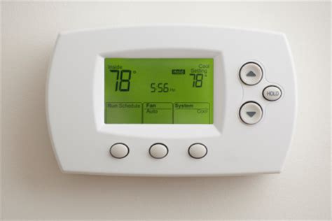set thermostat  emergency heat  winter