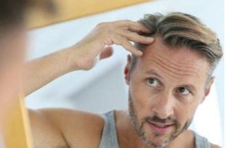 A differenza dell'effetto rasato, la tecnica di tricopigmentazione capelli lunghi non solo “ricostruisce” i tuoi capelli con un effetto di pigmentazione intensa . Tricopigmentazione capelli lunghi - effetto rasato - densitÃ 
