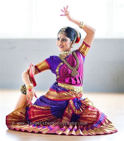 bharatanatyam dress styles  india bharatanatyam bharatanatyam poses