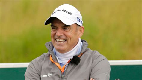 paul mcginley holes  putts   minute  peter crouch range golf news sky sports