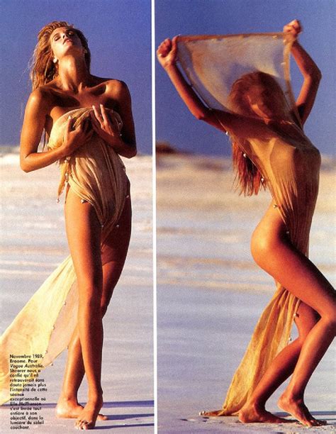Naked Elle Macpherson Added 07 19 2016 By Bot