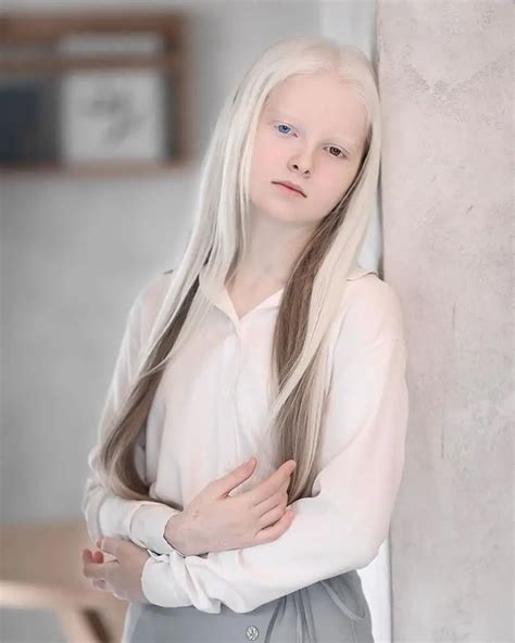Photographer Captured The Ethereal Portraits Of Beautiful Girl With