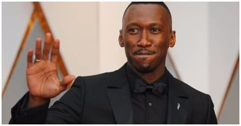 Mahershala Ali Becomes First Muslim Actor To Win Oscar For His Role In