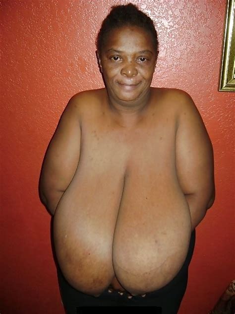 black granny show her huge boobs porn pictures xxx photos sex images