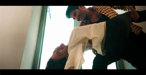 Mental Manadhil One Minute Video Song From Ok Kanmani