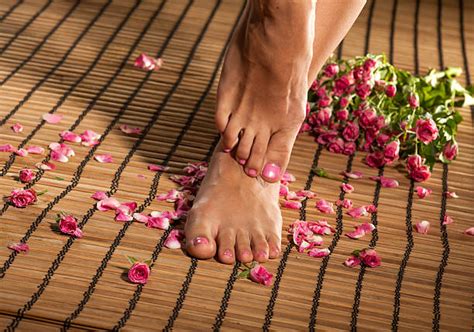 toenail pedicure bathtub human foot stock  pictures