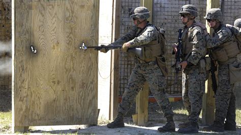 combat engineers build breach  shoot  competition usmc life