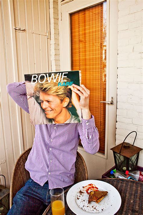 A New Wave Of The Sleeveface Trend Occupies The Internet