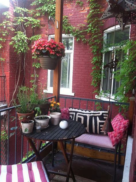 red small balcony  hang flower potted homemydesign
