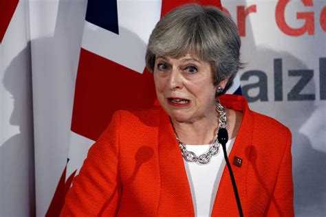 endgame uks  aims  avert crushing brexit deal defeat