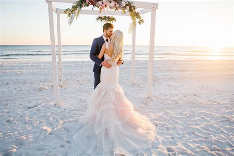 reasons    beautiful beach wedding  star wedding blog