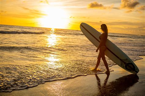 longboard surfing tips for beginners to improve their style