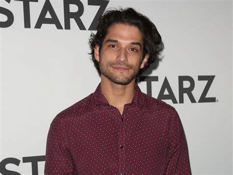 teen wolf star tyler posey is getting praise for joining onlyfans