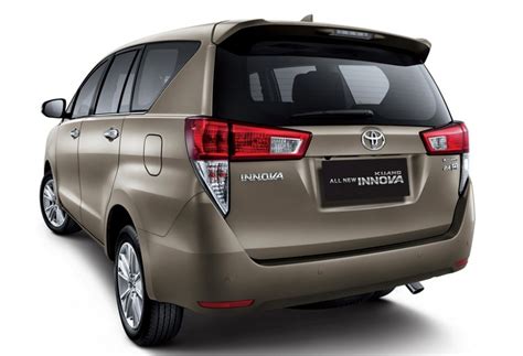 toyota innova  official pictures  specs