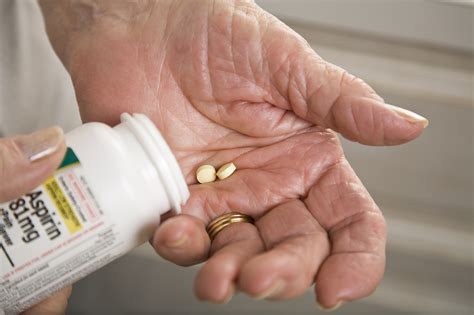 aspree trial aspirin   higher mortality hemorrhage risk