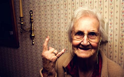 Download Granny Rock Hand Sign Wallpaper