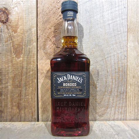 jack daniels bonded  proof whiskey ml oak  barrel