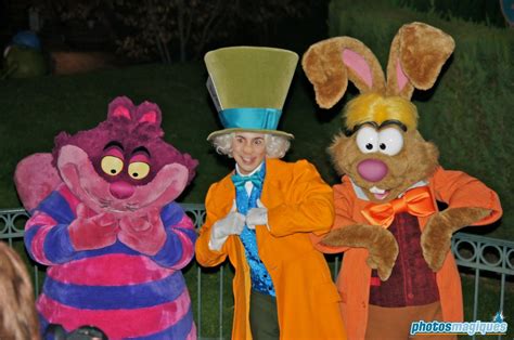 Cheshire Cat Mad Hatter March Hare – Photos Magiques