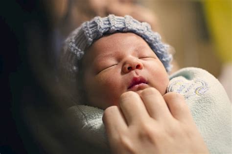 quelles demarches administratives  la naissance de bebe biolangesfr