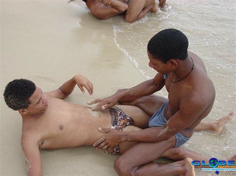 latino twinks orgy on the beach great gay guys for you