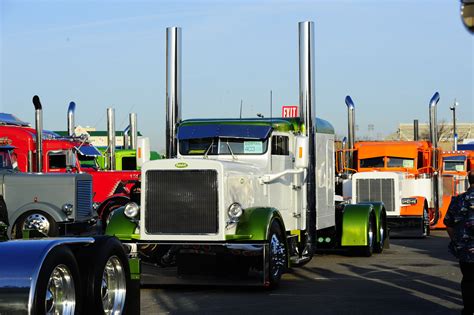 customization   big rig   pro  semi trailers