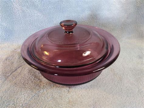 Pyrex Visions Cranberry Ribbed Casserole Dish With Lid V 30 B V 1 C