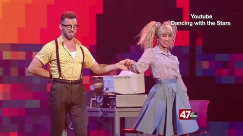 47 Abc S Deana Harley Checks In With Dancing With The Stars Finalists