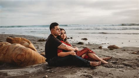 this couple met right before taking these sexy beach