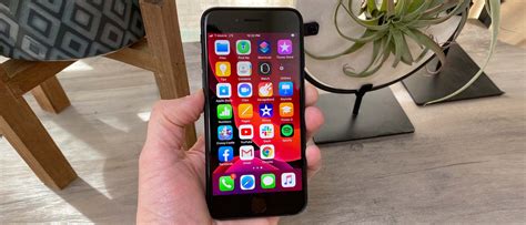 tom s guide review apple iphone se 2020 the best