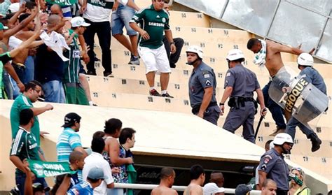 Torcedor Morre De Infarto Em Gol Do Palmeiras Polícia Detém 10