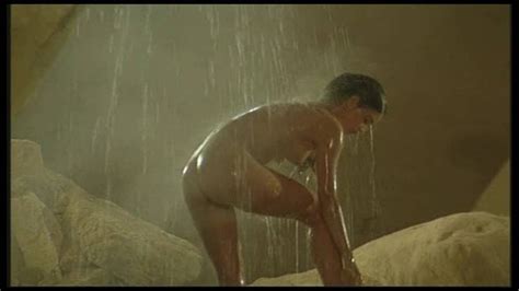 phoebe cates waterfall shower nude sexy babes wallpaper