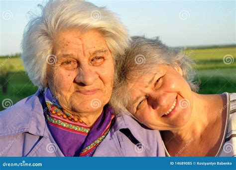 twee bejaarden stock afbeelding image  voltooiing