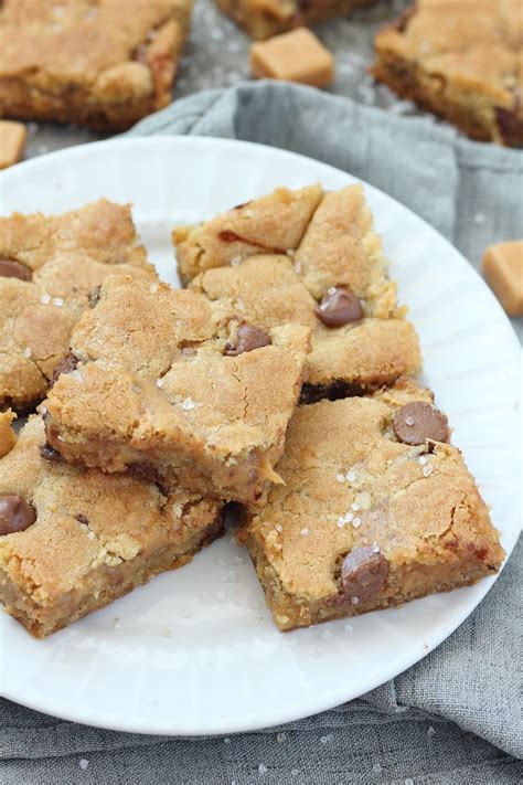 salted caramel chocolate chip cookie bars