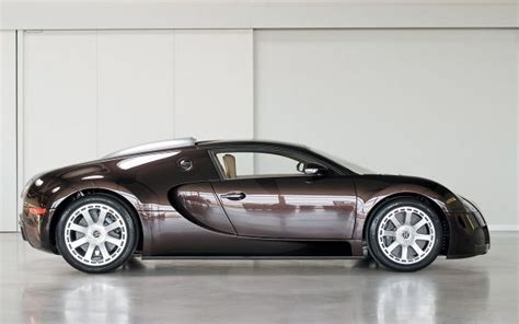 bugatti super cars wallpaper brown car  smooth lines