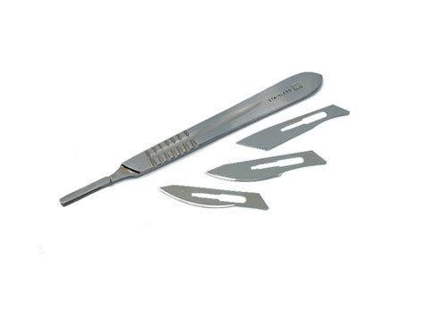 scalpel blades