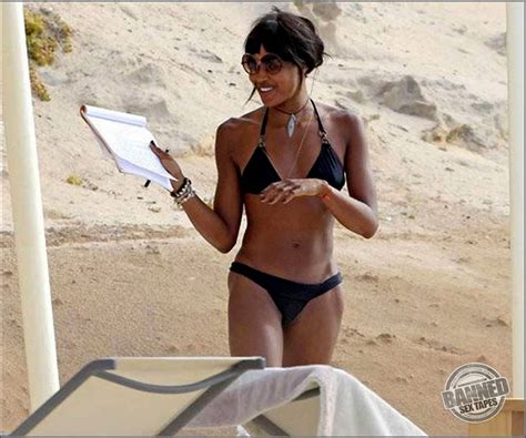 [pop] model naomi campbell leaked nude — page 2 of 2