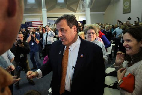 chris christie to receive backing of gov charlie baker of