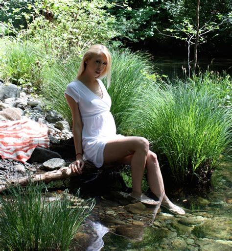 Nude Amateur A Day At The River May 2012 Voyeur Web