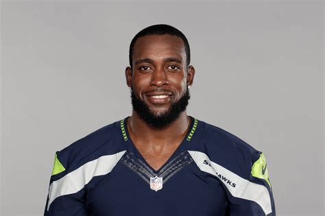 seahawks kam chancellor agree   year  million extension