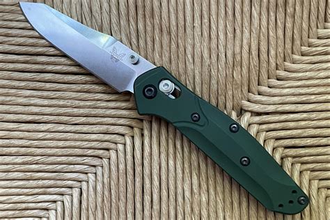 benchmade   folding knife review gearjunkie