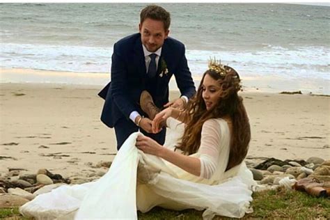 suits mike ross ties the knot with pretty little liars