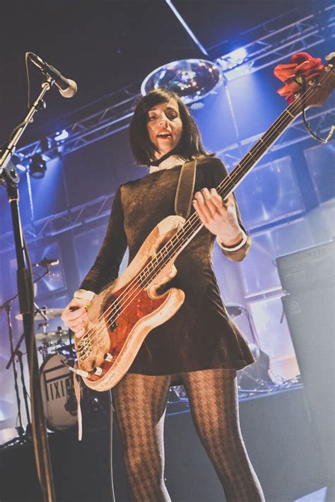 21 Of The Best Female Guitarists And Bassists Under The Mainstream S
