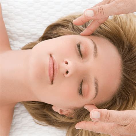 indian head massage luxe beauty house