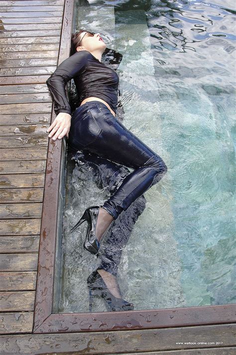 Wetlook Online © Picture Viewer Nylons And Pantyhose Tight